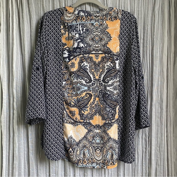 Chico’s Paisley Print Blouse - Picture 3 of 6